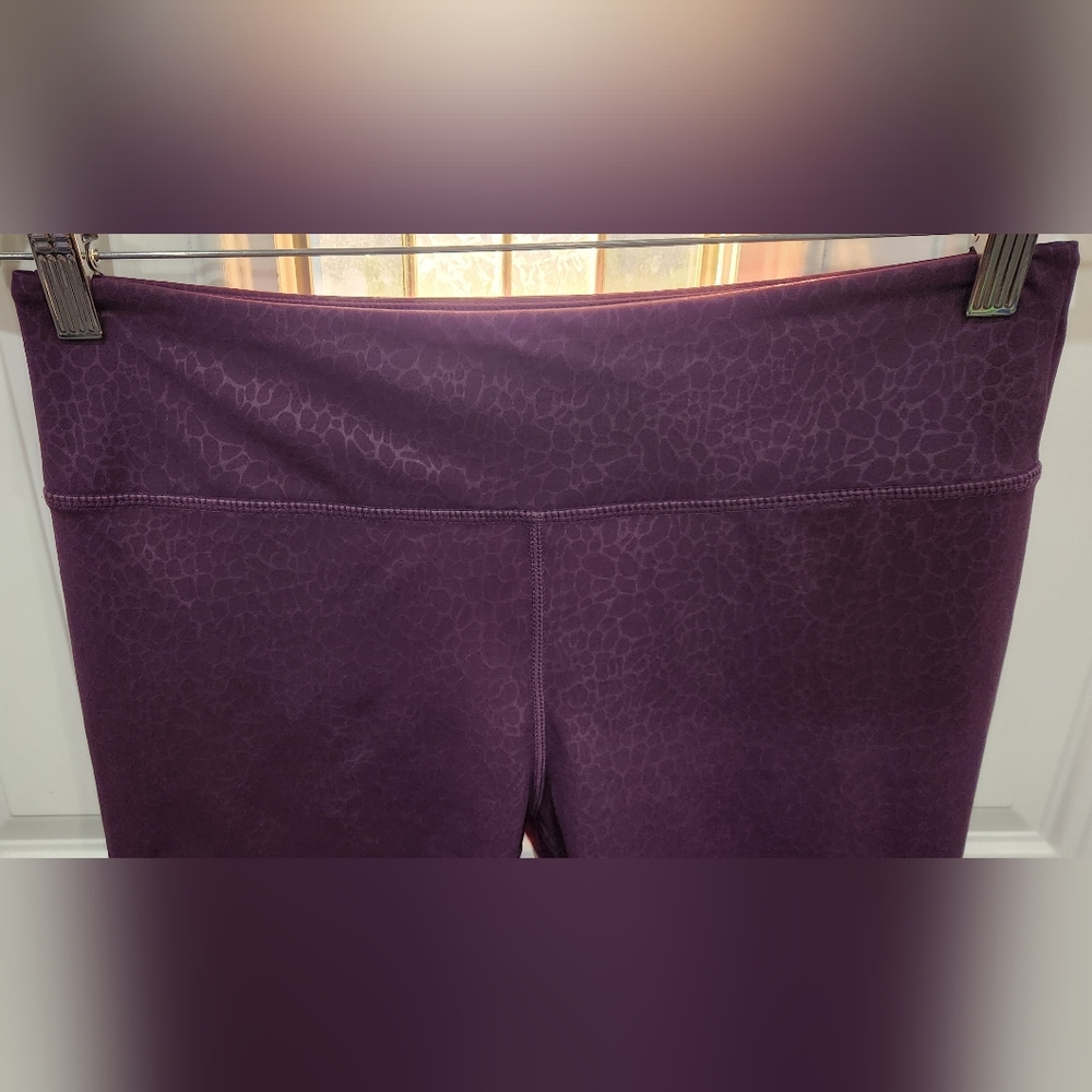 Zyia purple capri leggings women's size 12-14 - Picture 5 of 6